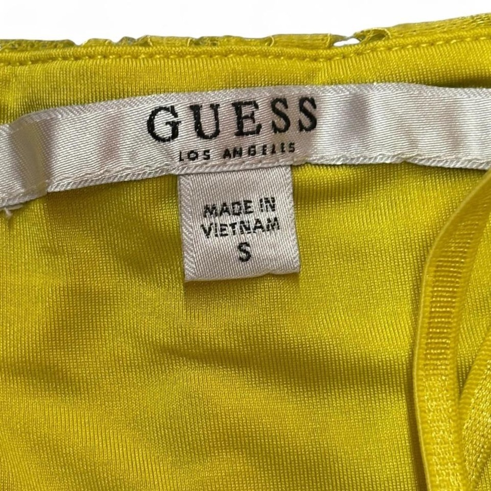 Yellow lace bodycon GUESS brand dress - Picture 3 of 3